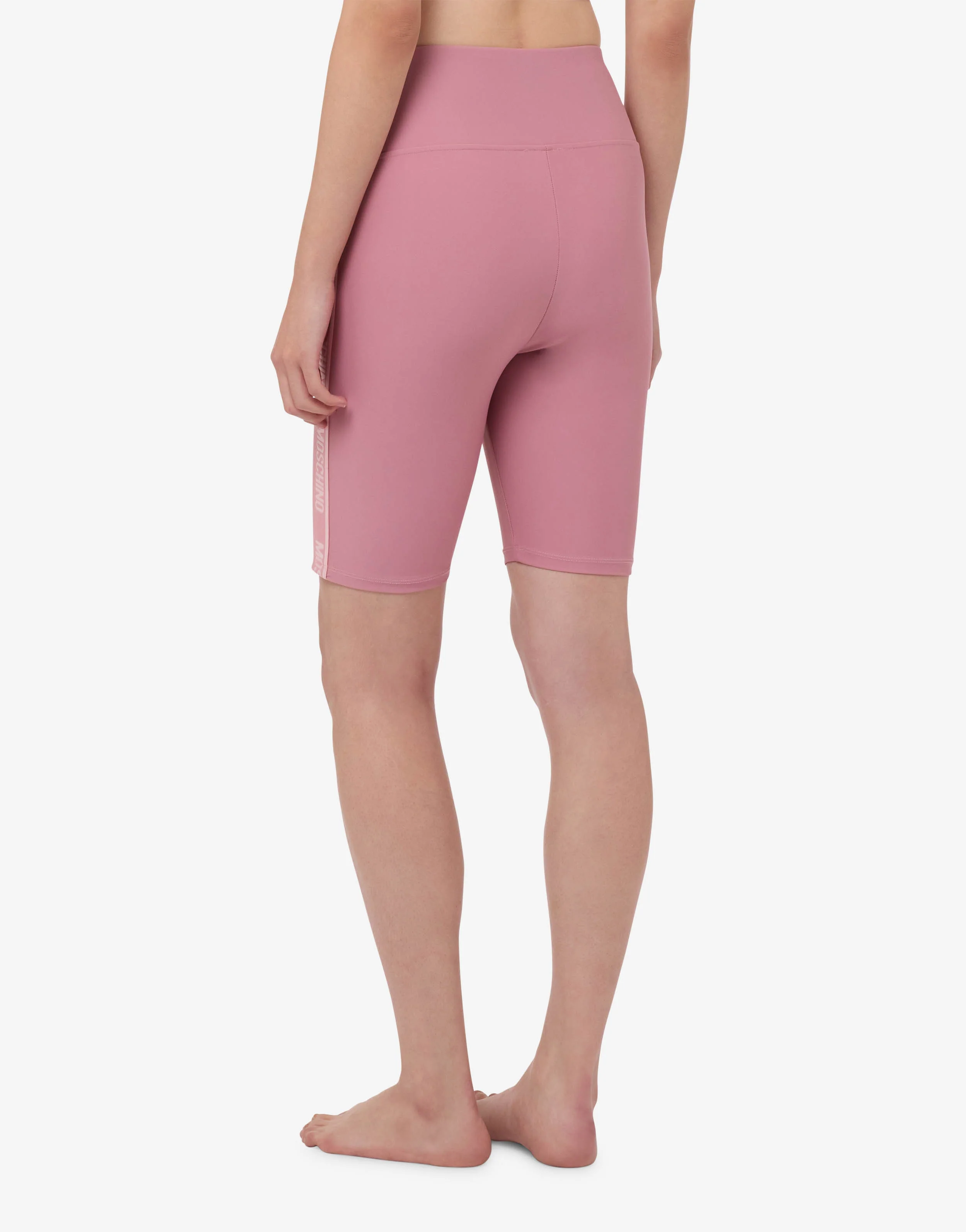 Cyclists in technical fabric - Image 3