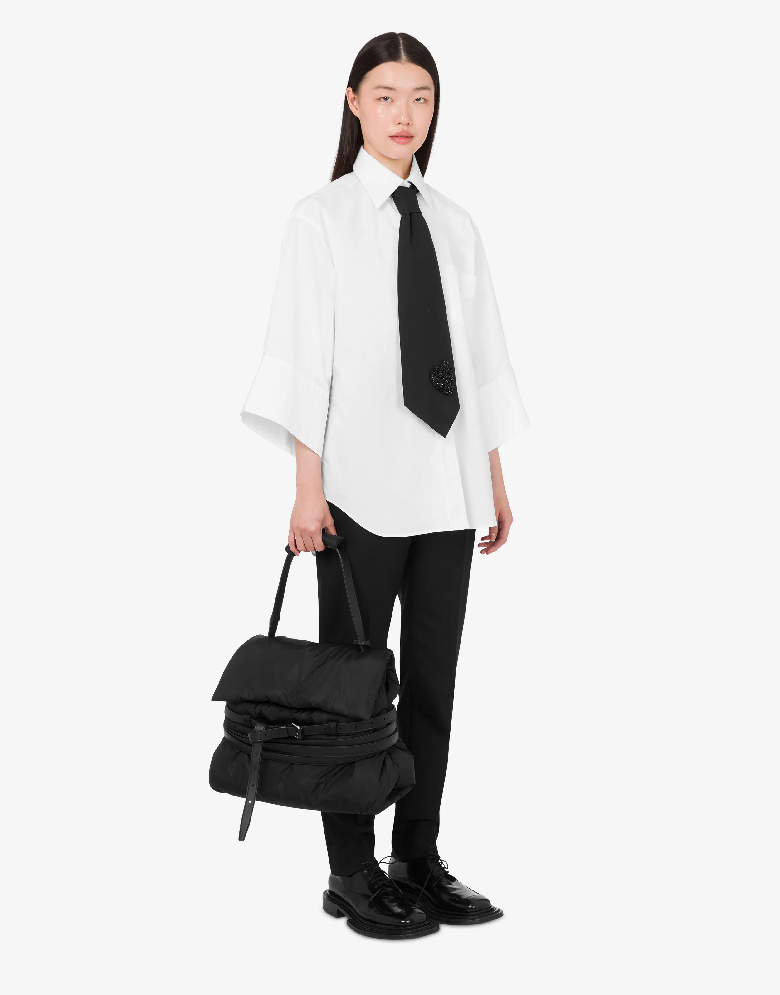 Moschino Tie Me Medium Hand Bag - Image 5