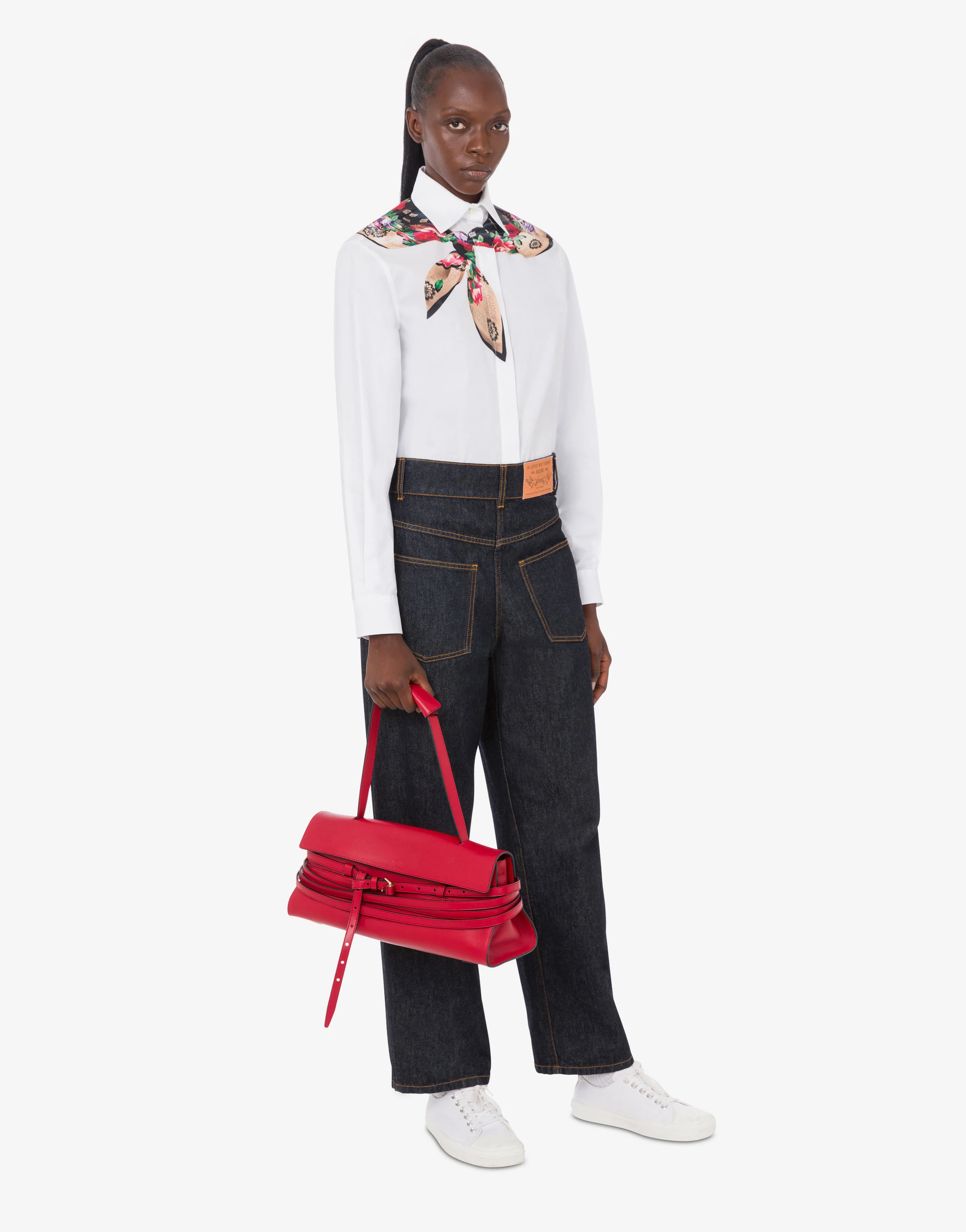 Moschino Tie Me Shoulder Bag - Image 5